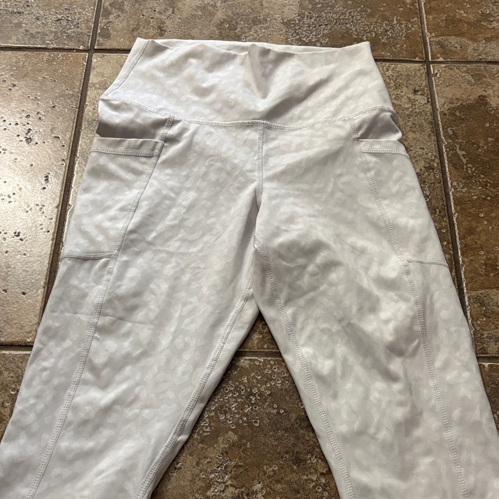 90 Degree By Reflex Cheetah Print Leggings